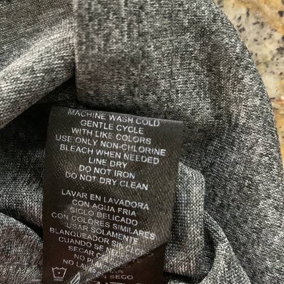 Body Glove toddler boy top. Size 3T - Picture 7 of 7